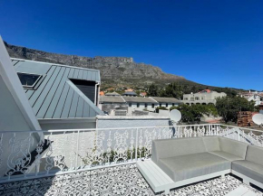 Luxury Victorian House w/ Spectacular Roof Terrace
